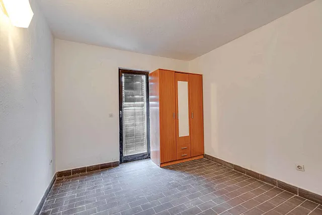 For sale house in Petrovac with a sea view — photo 28